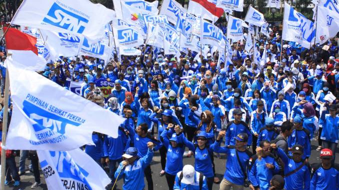 Perburuhan: Serikat Pekerja Desak Pemerintah Tingkatkan Upah Minimum